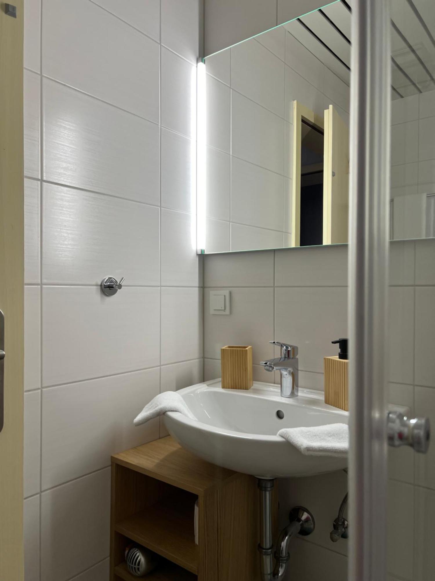 Fi-Suiten Waldeck  Bagian luar foto