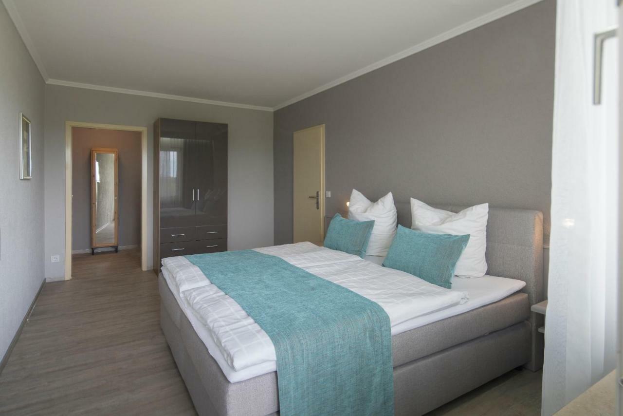 Fi-Suiten Waldeck  Bagian luar foto